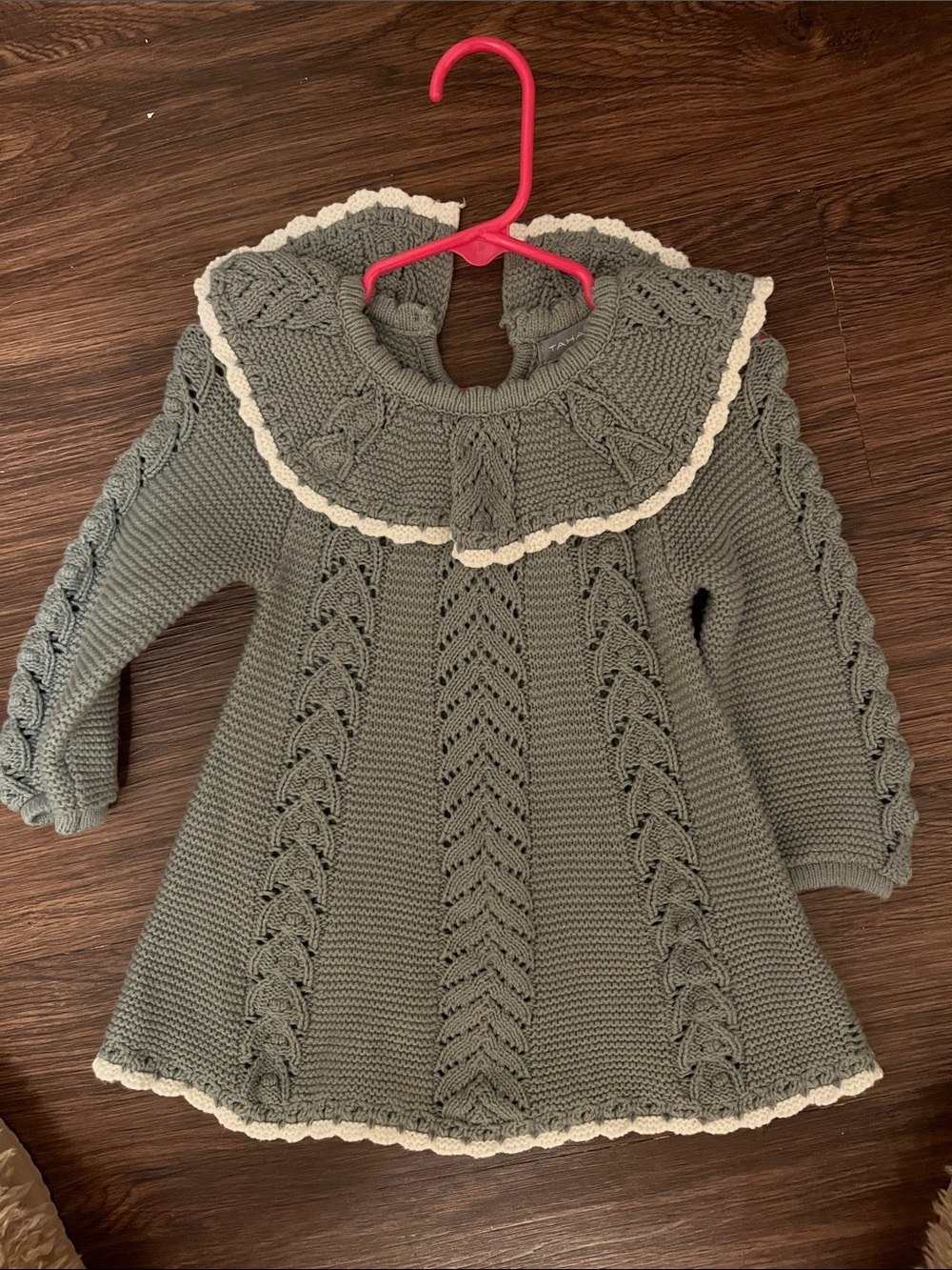 Tahari Knit Dress in Sage Green with Cream Trim never worn